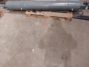 Liebherr GAS-Zylinder